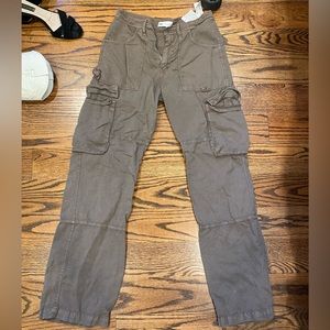 light brown/green cargo pants from zara!!